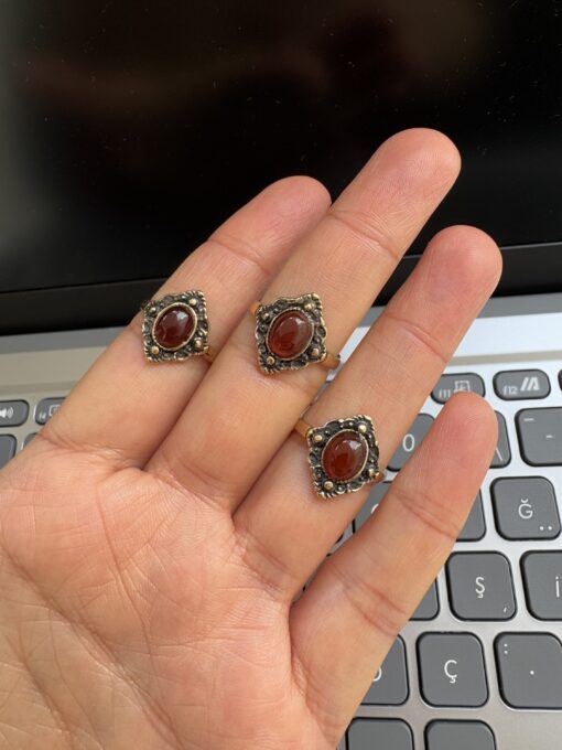 Eflin Kahve Akik Taşı Bakır Ayarlamalı Yüzük